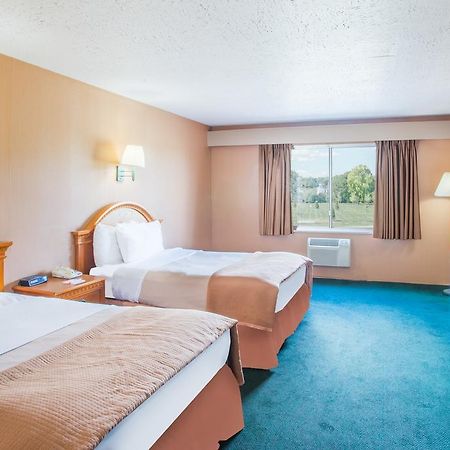 The Niagara Inn Ниагара-Фолс Экстерьер фото